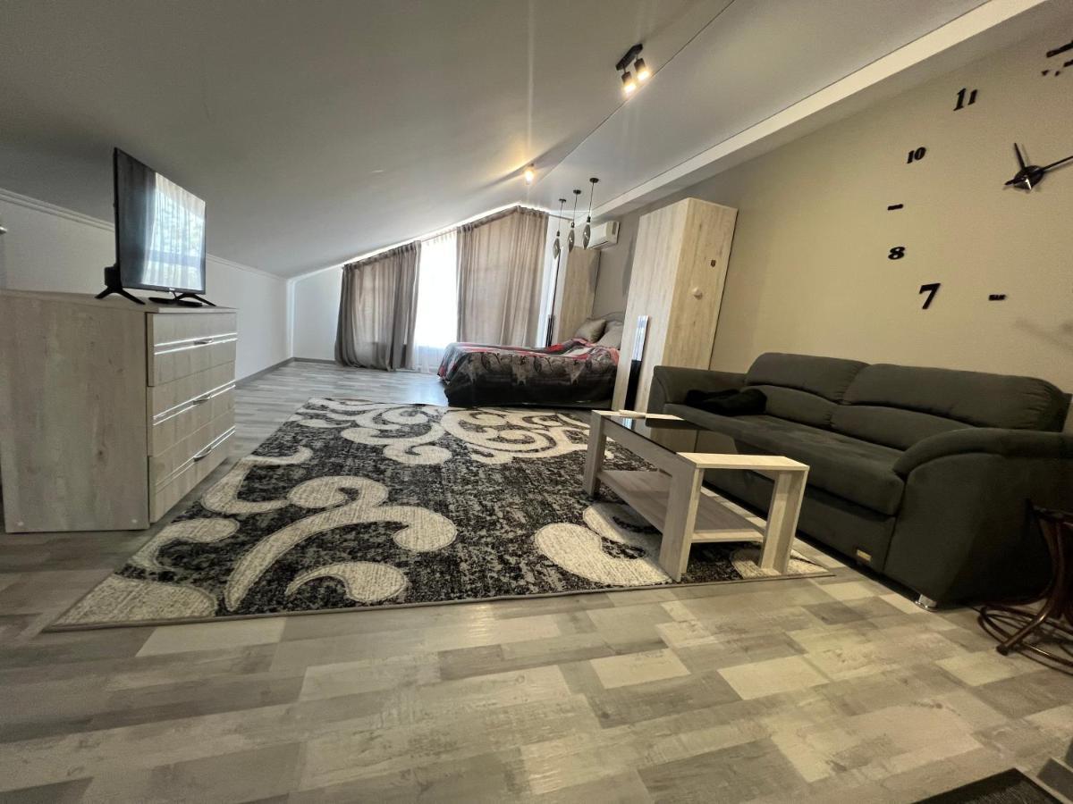 Aparthotel Edinet-Аренда Квартир Единец Eksteriør billede