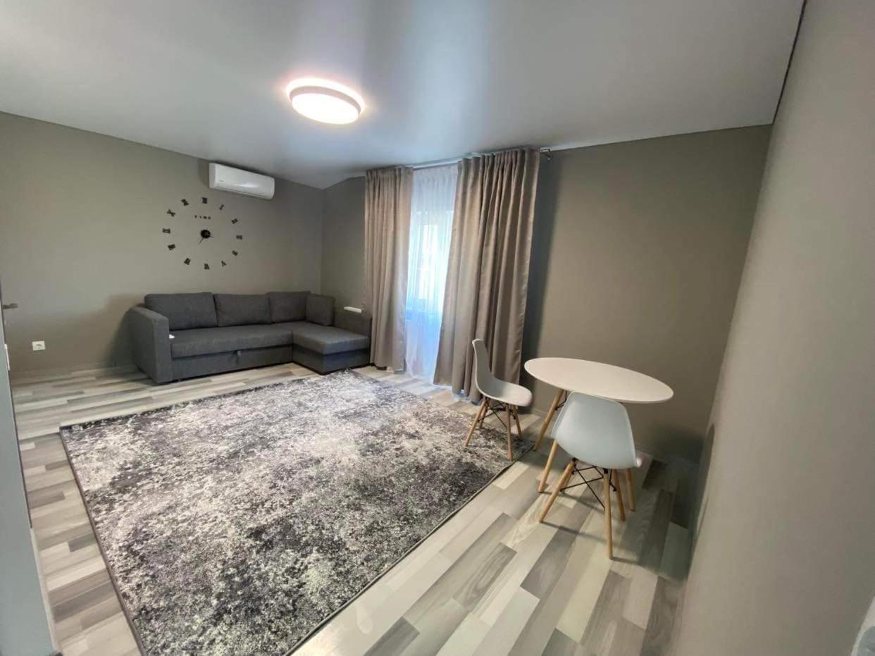 Aparthotel Edinet-Аренда Квартир Единец Eksteriør billede