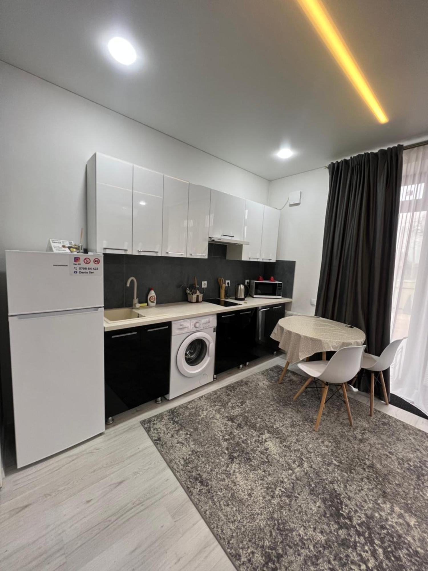 Aparthotel Edinet-Аренда Квартир Единец Eksteriør billede